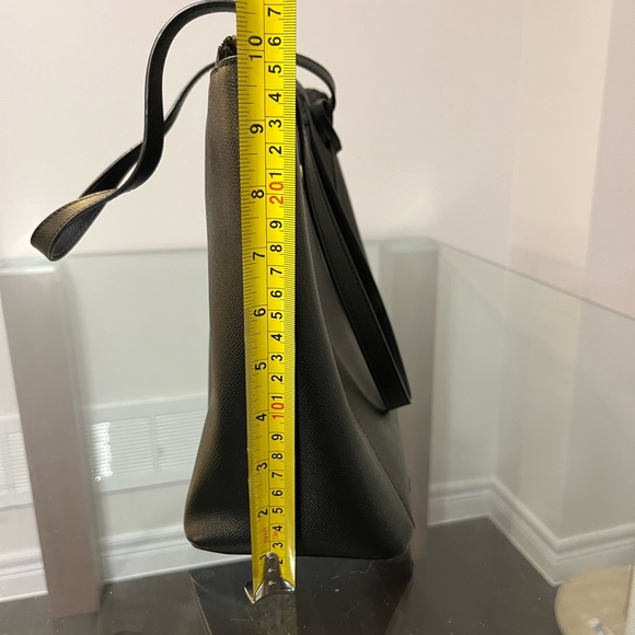 Michael Kors Tote Bag - Picture 11 of 12